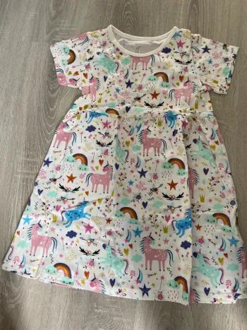 Robe licorne 7 ans fille neuve