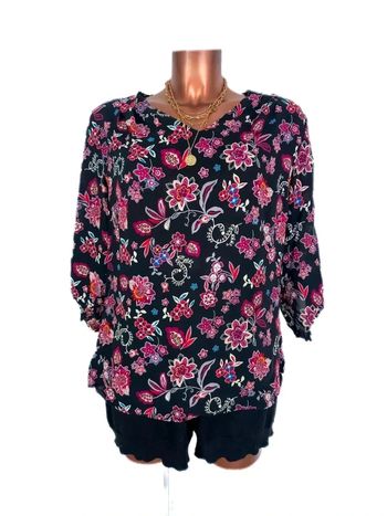 Magnifique blouse motif fleur