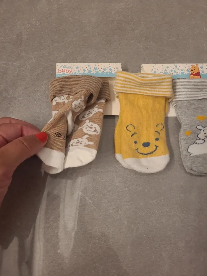 Lot chaussettes neuve Disney 15 - 18 - photo numéro 4