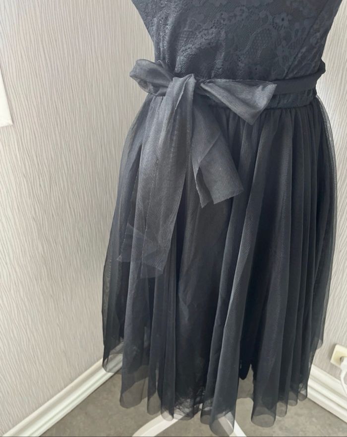 🖤 Robe de soirée noire en tulle - photo numéro 2