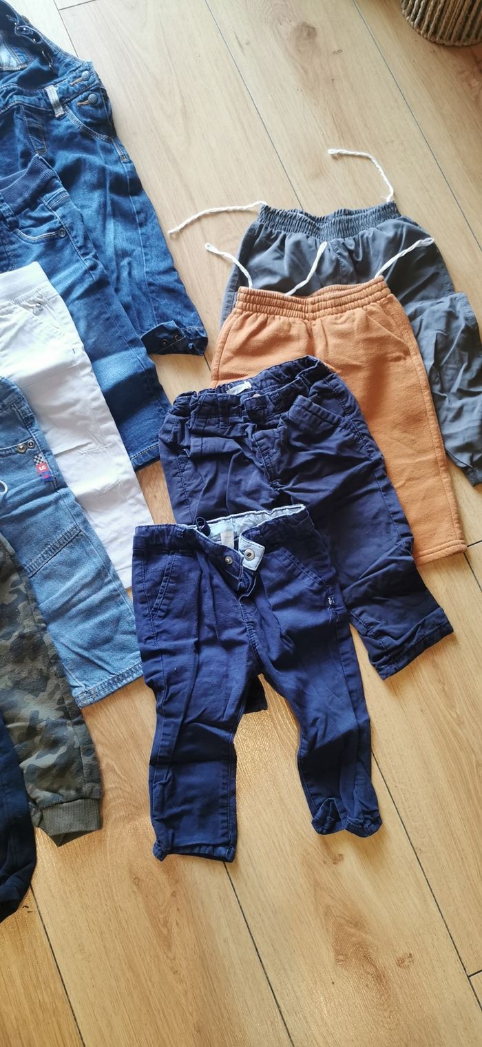 Lot vêtements pantalons 12 mois garçon - photo numéro 4