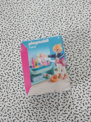 playmobil 70418 bébé table à langer maman neuf complet