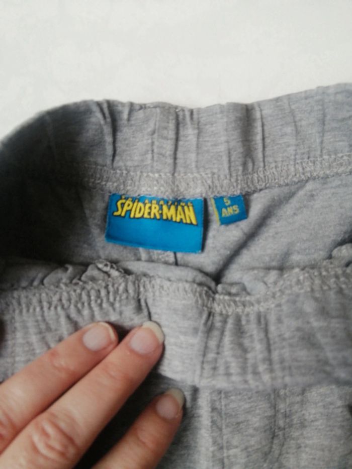 Bermuda / Short Spiderman 5A - photo numéro 5
