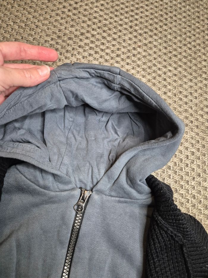 Gilet doublé avec capuche noir et gris - 3 ans - photo numéro 8