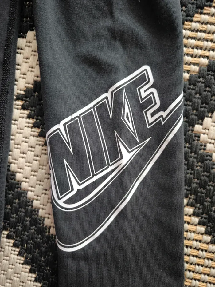 Legging Nike Junior – Taille XL (13-15 ans) - photo numéro 2