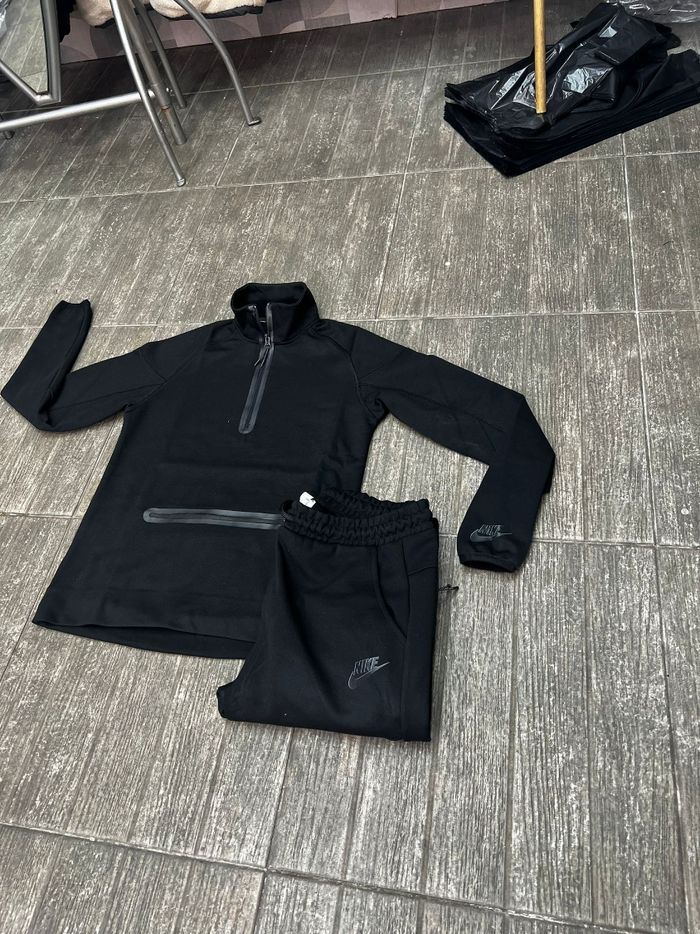 Nike tech - photo numéro 3