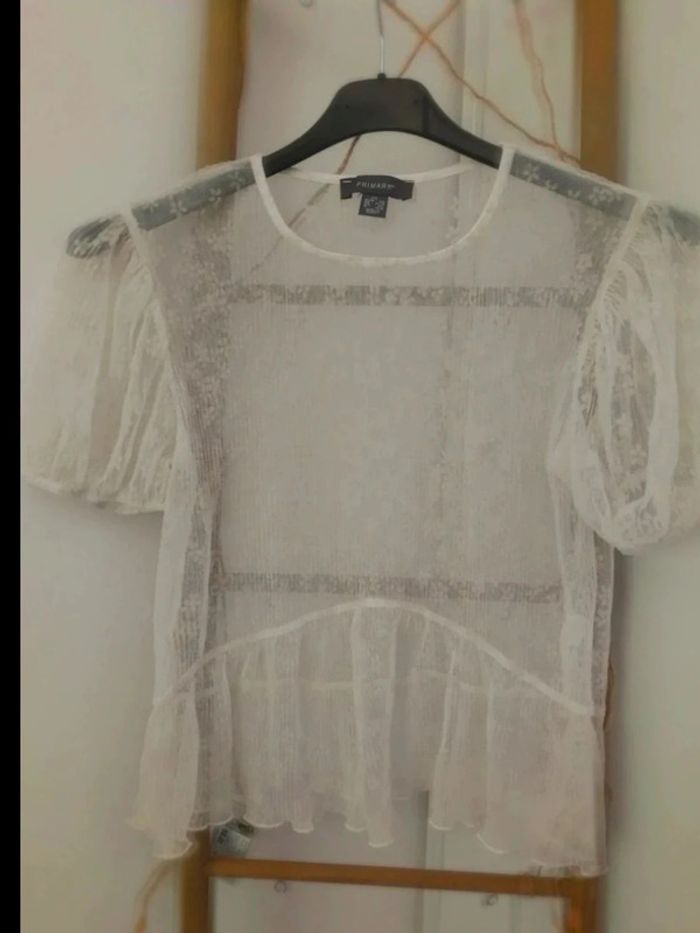 Top ample dentelle