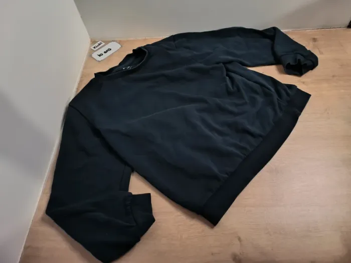 Lot 2 pulls Kiabi 10 ans - photo numéro 4