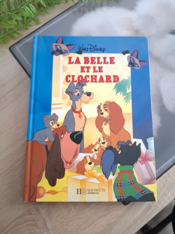 Livre Disney / La belle et le clochard
