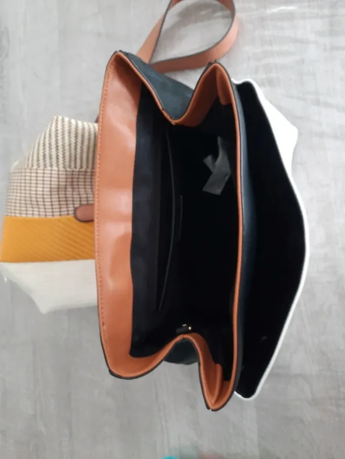 Sac ZARA - photo numéro 2