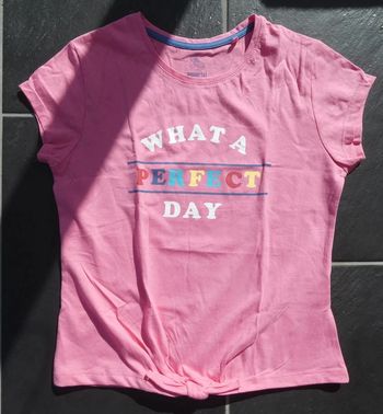 Joli tee-shirt fille 10-12 ans (146-152 cm) neuf