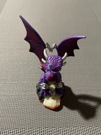 Figurine Skylanders Cynder serie 2