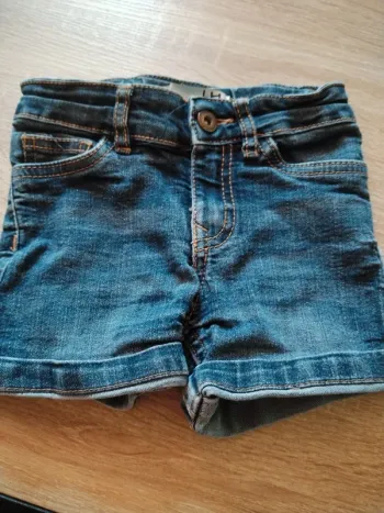 Short jeans 4 ans