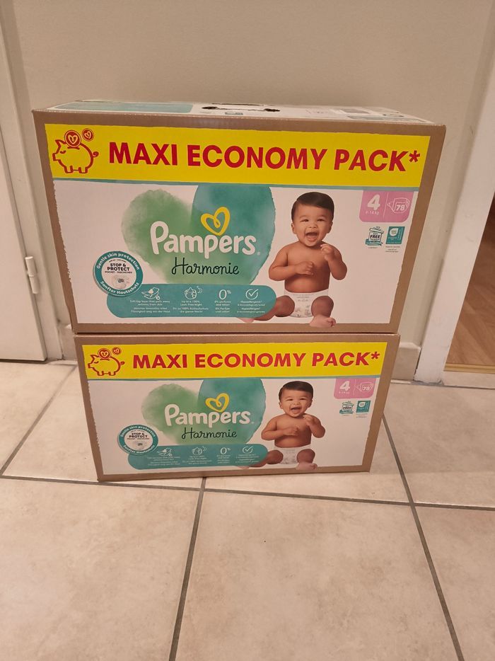 156 couches Pampers Harmonie taille 4 (2 cartons de 78 couches) 🌿