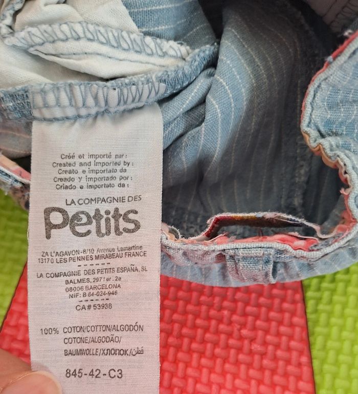 Pantalon bleu clair fleurs, la compagnie des petits, taille 6 mois (68 cm) - photo numéro 4