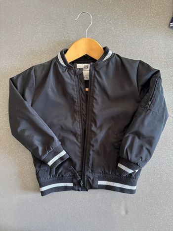 Bombers noirs 3-4 ans