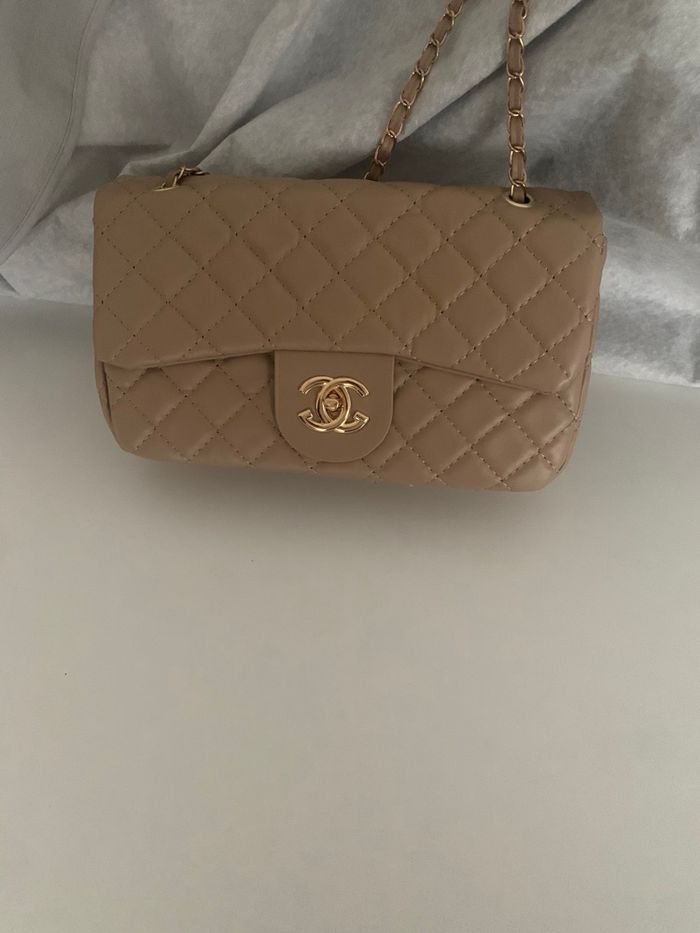 2 sacs chnl neuve - photo numéro 2