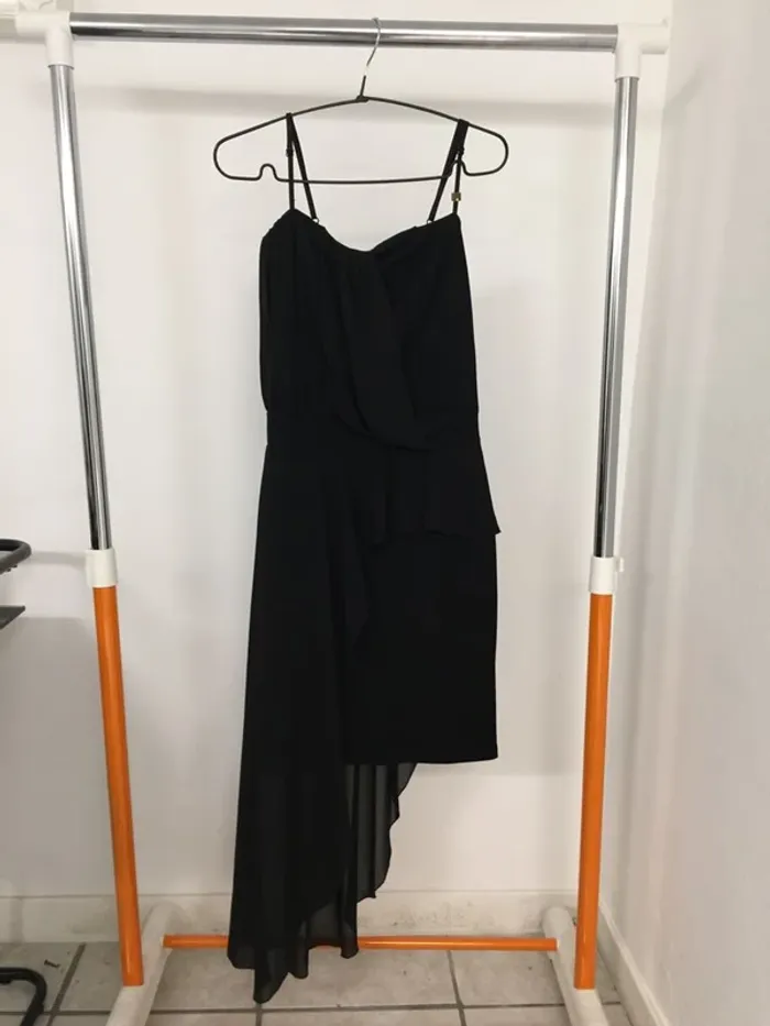 Magnifique robe noire - photo numéro 4