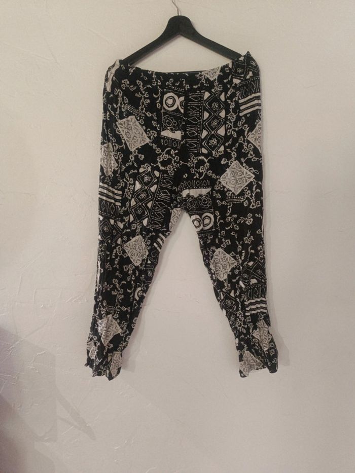 Pantalon style sarouel T38 en très bon état