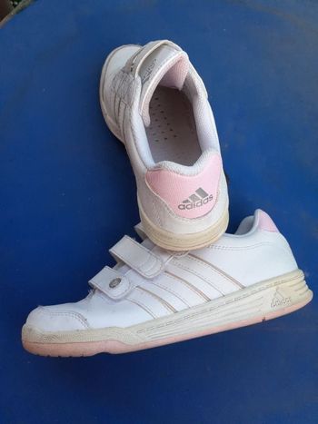 Baskets Adidas blan/rose, à scratch