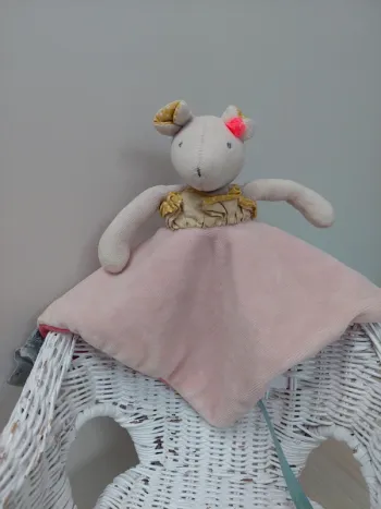 Moulin Routy - doudou plat souris rose mademoiselle et ribambelle