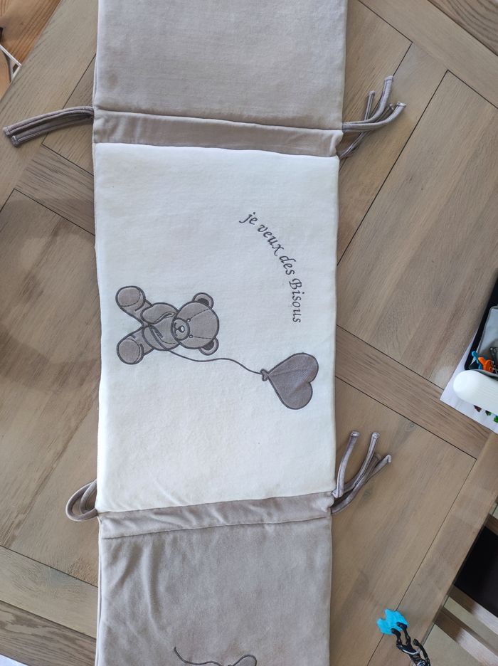 Gigoteuse+ tour de lit - photo numéro 4