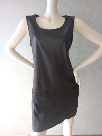 robe noire bi matière effet suédine cache cache taille 42