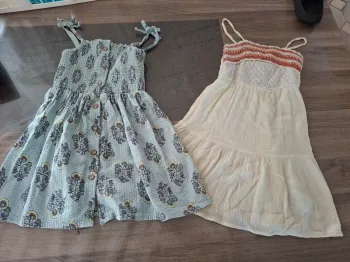 Lot  2 robes 3 ans