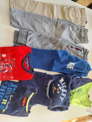 Lot vêtements 4 ans