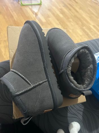 Ugg Classic mini t39