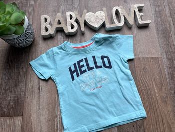 - Tee shirt Primark  - 6 mois - Très bon état