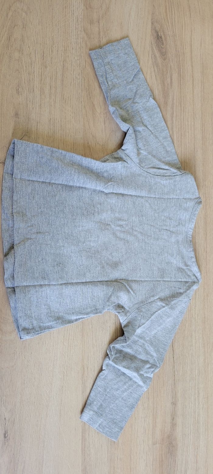 Tee shirt manches longues 9 mois - photo numéro 2