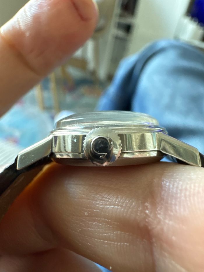 Montre Omega Vintage Femme – Mécanique à remontage manuel – Bracelet lézard véritable – À réviser - photo numéro 3