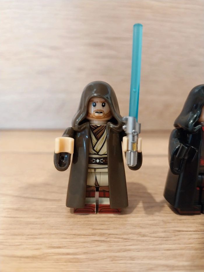Figurines type lego Jedi Anakin Skywalker et Obiwan star wars - photo numéro 2