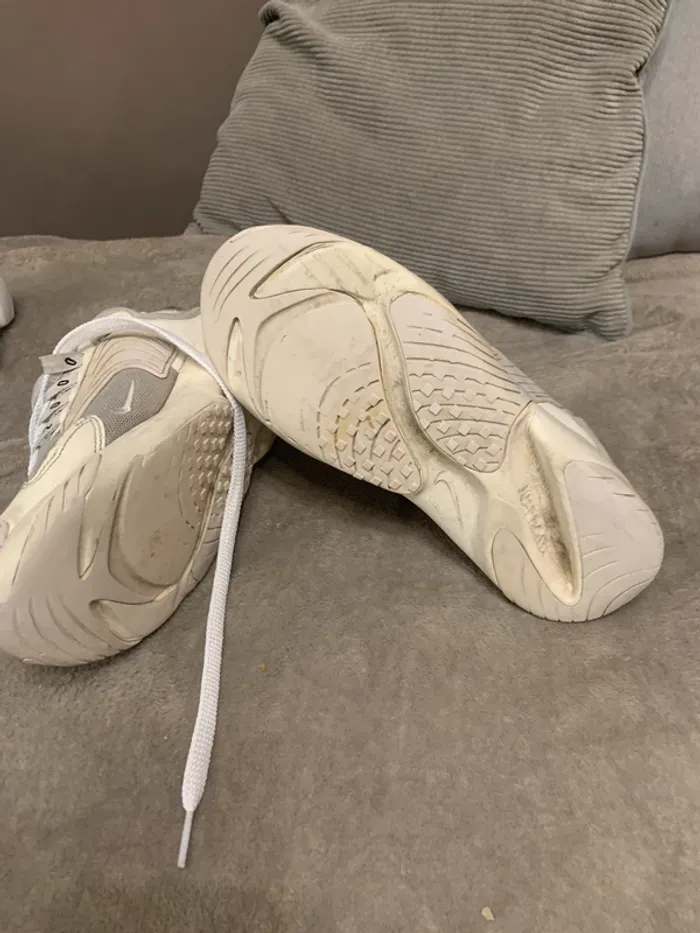 Basket Zoom Nike taille 40 - photo numéro 3