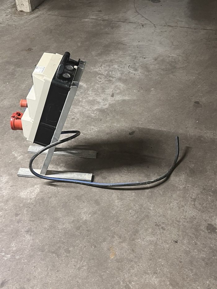 Mennekes a électricité - photo numéro 5