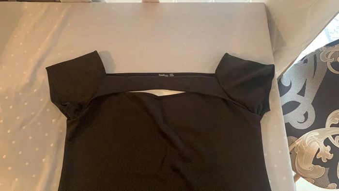 Robe cocktail boohoo taille 52/54 décolleté bardo original et bas en pointe mesure dans descriptif - photo numéro 3