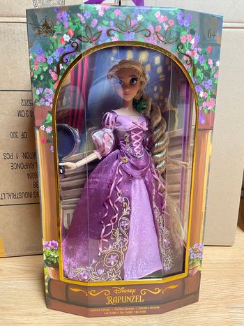 Raiponce poupée édition limitée disney