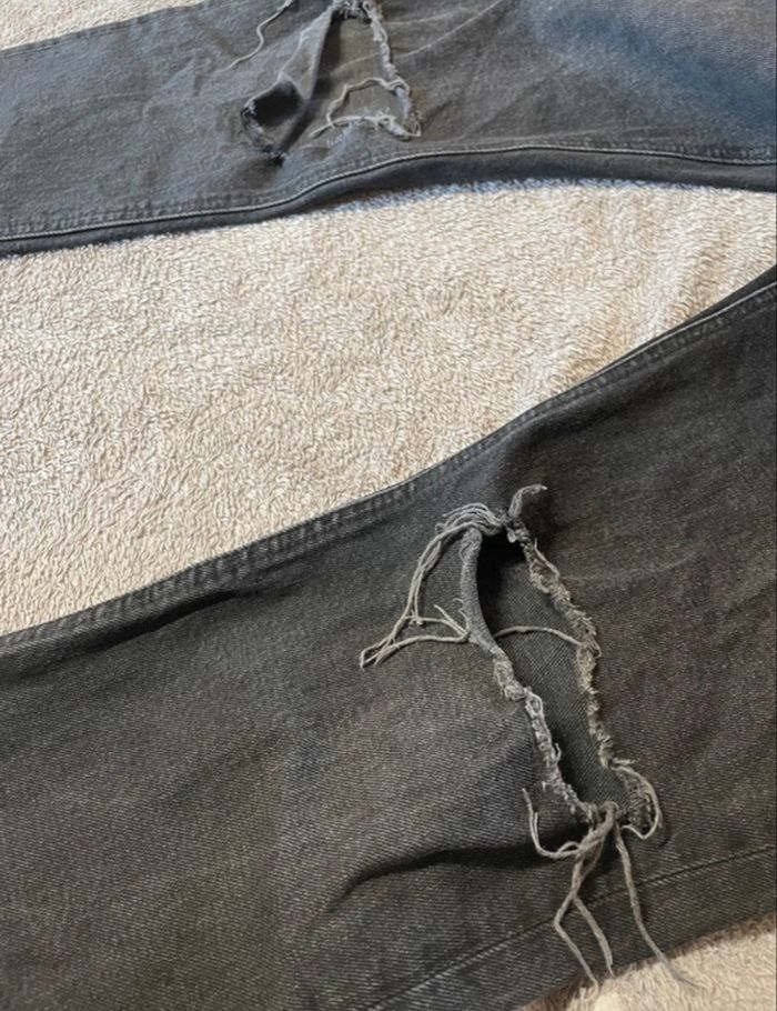 jean Zara noir T38 | troué aux genoux 🔥 - photo numéro 4
