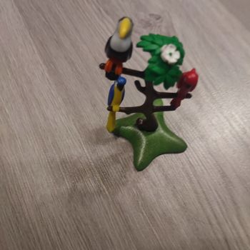 Playmobil 6653 perroquets et toucans dans l'arbre complet