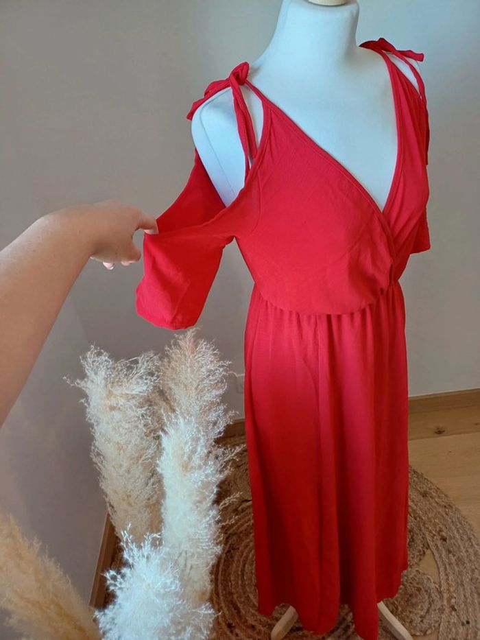 Robe longue rouge fluide à épaules dénudées neuve Estee Brown taille S/M 36/38 - photo numéro 6