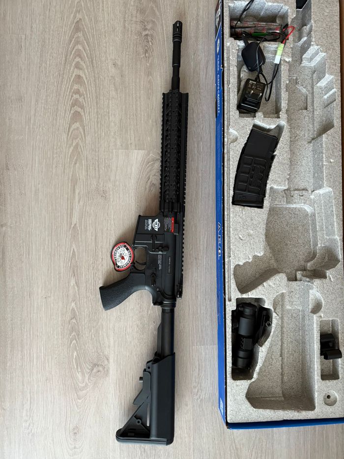 Réplique Airsoft CM16 R8-L Neuve - photo numéro 2