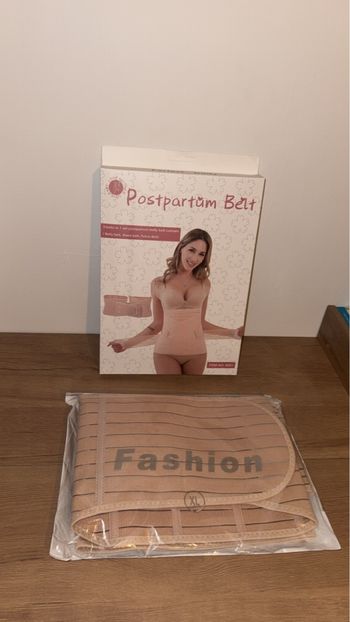 Gaine post-partum neuf emballé jamais utilisé ( 3 tailles disponible L / XL /XXL)