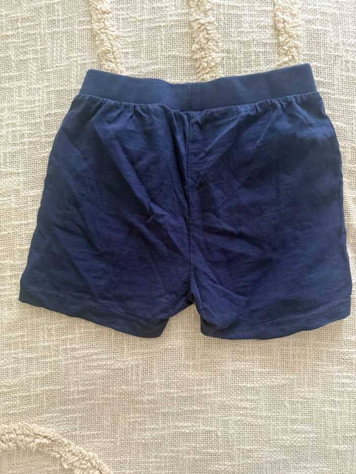 Short Zara bleu marine 4/5 ans - photo numéro 3