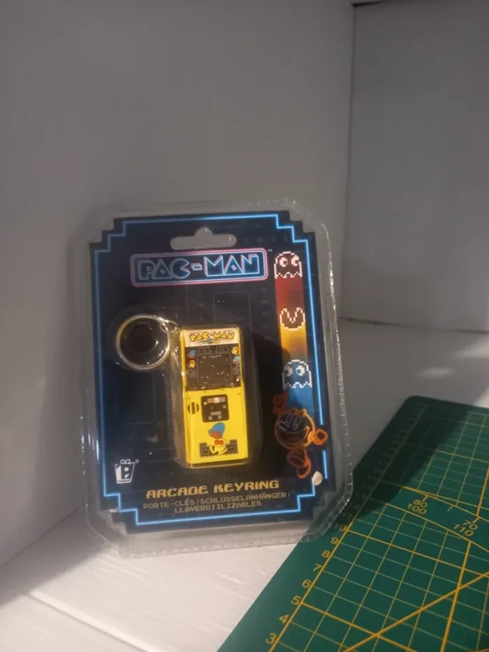 Porte cle borne arcade pacman