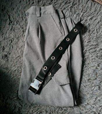 Pantalon style cargo gris taille 42 avec ceinture offertes