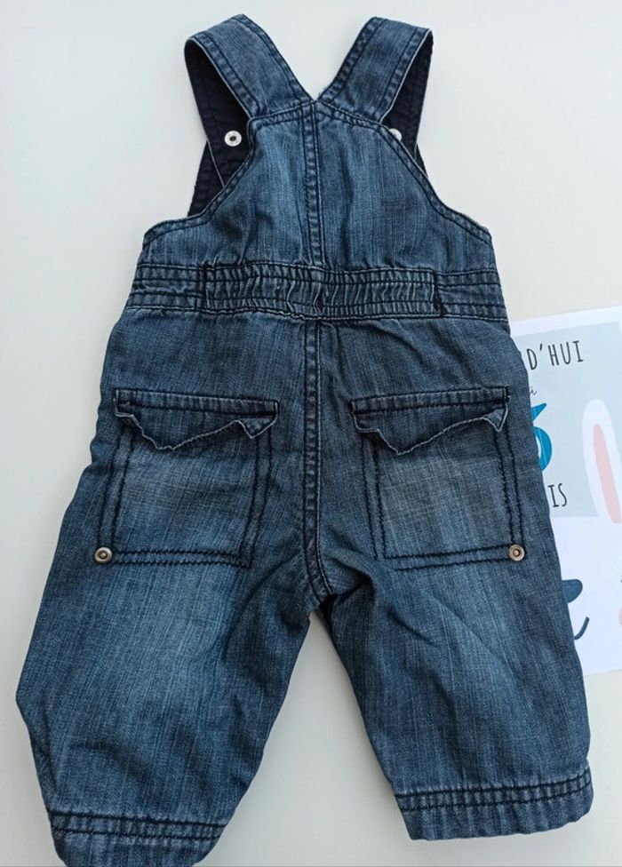 Salopette 3 mois. - photo numéro 2