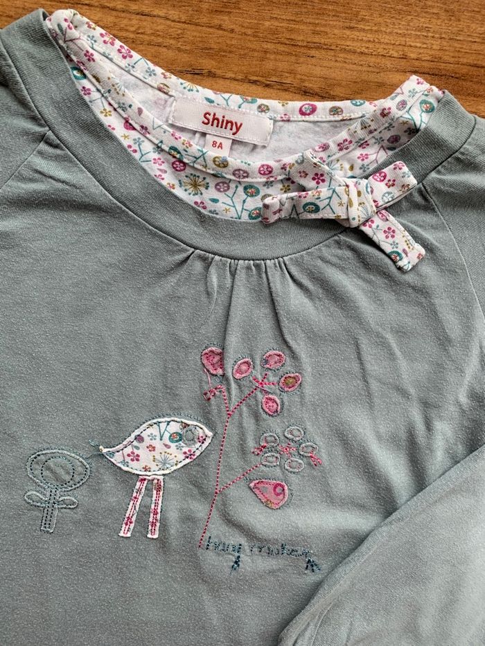 T-shirt à manches longues, chemise. 8 ans. - photo numéro 2