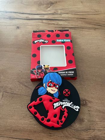 Miroir de poche miraculous