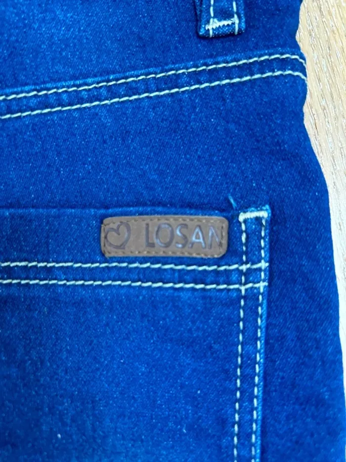 Short losan 7 ans comme neuf - photo numéro 3